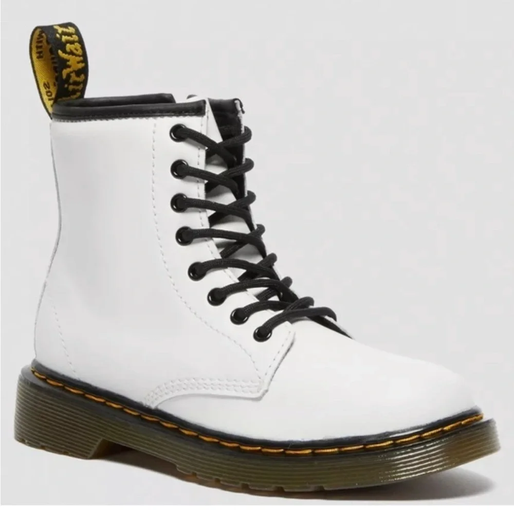 Girls 1460 J Dr. Martens size 3 White boots